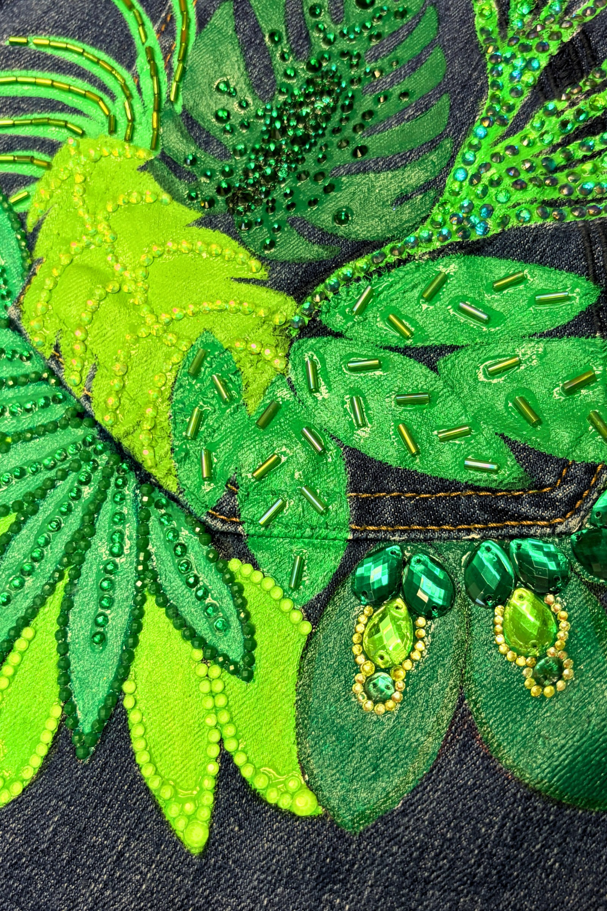 Emerald Overgrowth Beaded Denim Shorts - Size 26