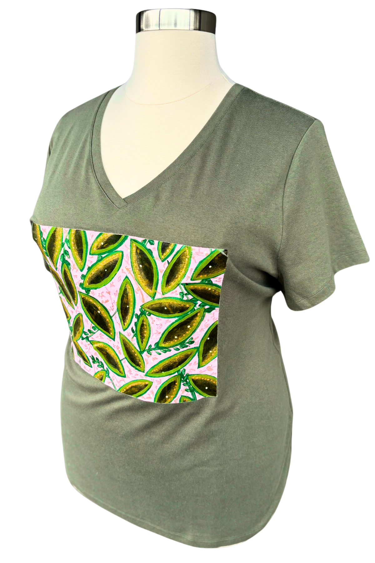 Gilded Growth Painted V-neck Tee - Size 3X