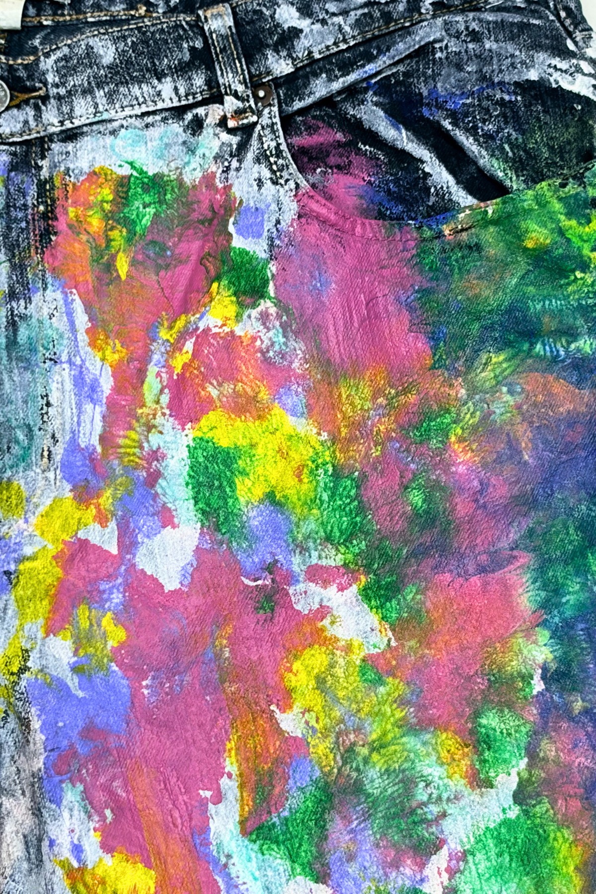 Fingerpaint Cutoff Denim Shorts - Size 22