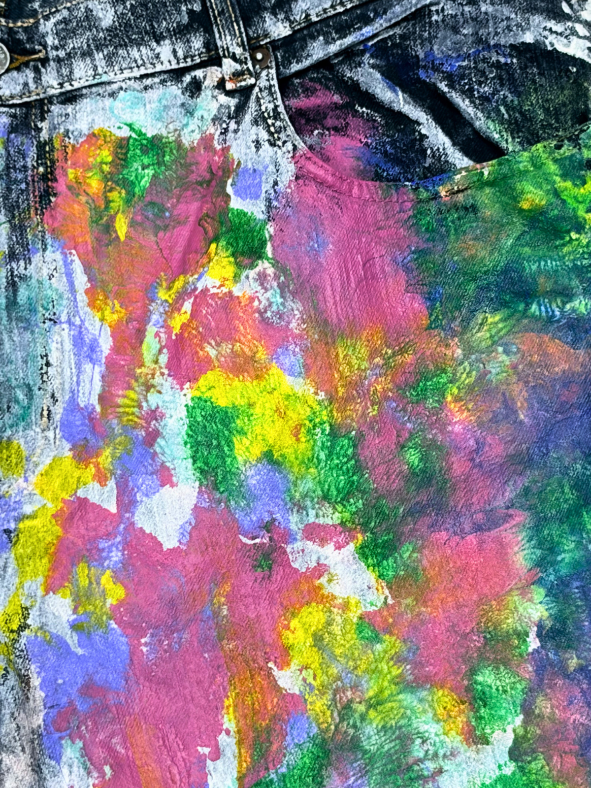 Fingerpaint Cutoff Denim Shorts - Size 22