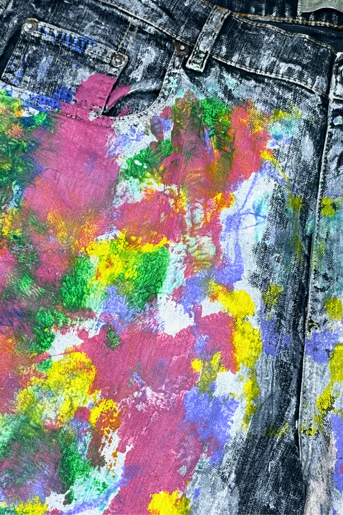 Fingerpaint Cutoff Denim Shorts - Size 22