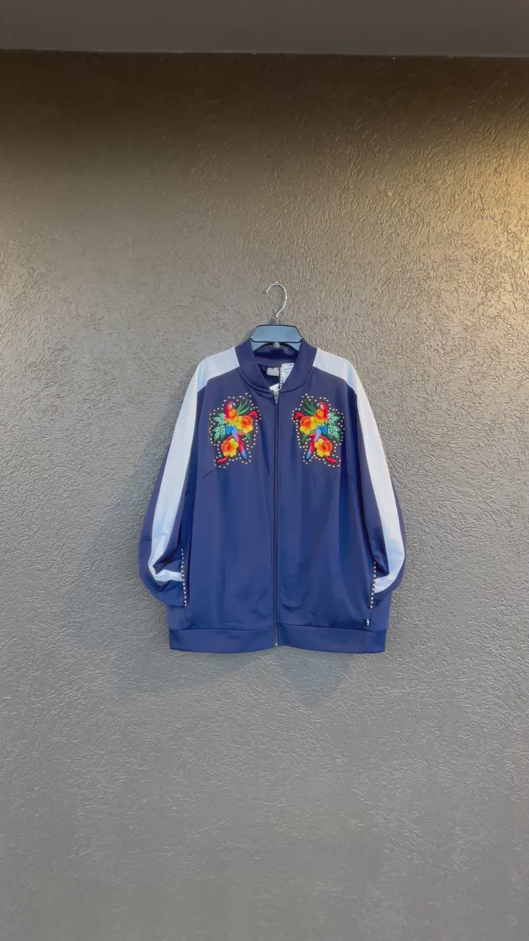Pretty Parrots Patch Tracket Jacket - Size 2XL